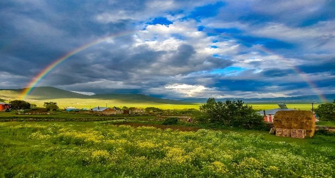 Ardahan’da sağanak yağış sonrası muhteşem manzara