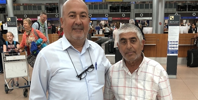 20 yıl sonra kardeşini buldu