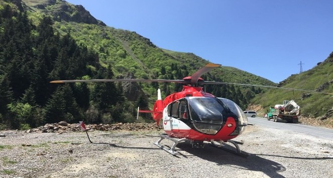 Helikopter ambulans Haziran ayında 44 hasta için havalandı