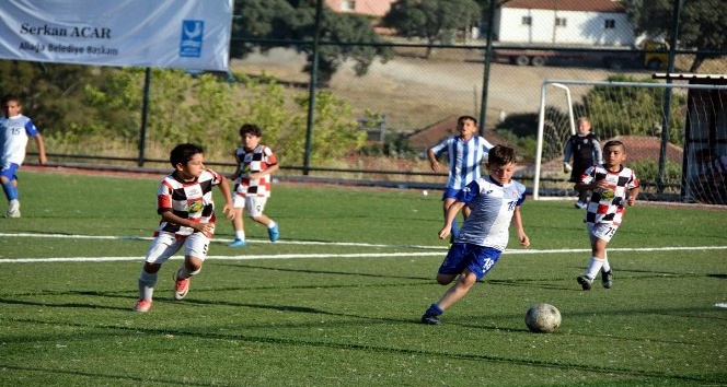 Aliağa’da Sezer Erşan futbol turnuvası