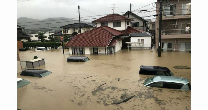Japonya&#039;daki sel felaketinde ölü sayısı artıyor!