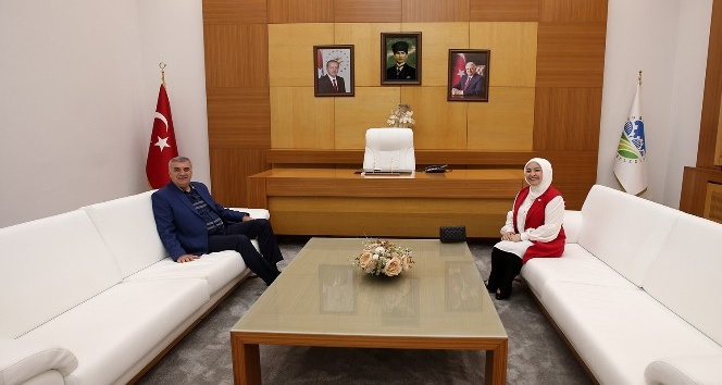 Başkan Toçoğlu, Milletvekili Atabek’le bir araya geldi