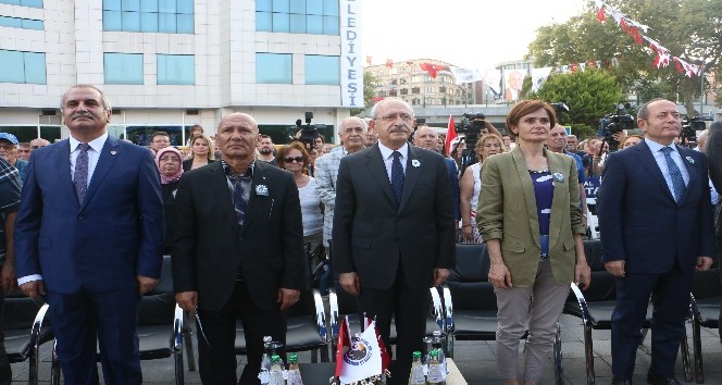 Kılıçdaroğlu, Kartal’da Srebrenitsa katliamı anma törenine katıldı