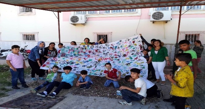 Suriyeli ve Kilisli çocuklara boyama etkinliği