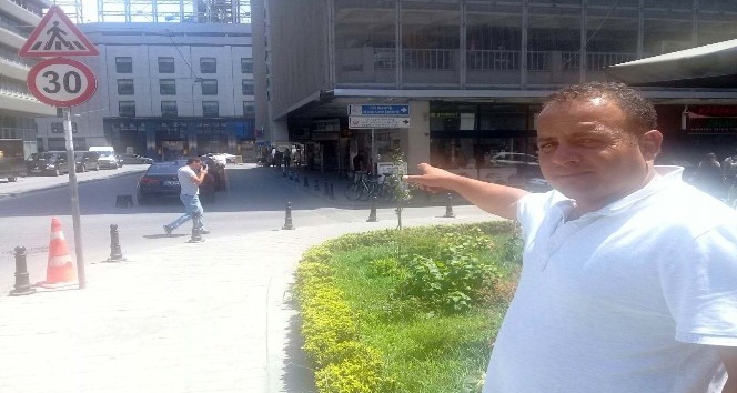 Taksici, Beyoğlu’nda taksi şoförüne yapılan saldırı anını anlattı