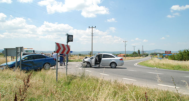 Edirne’de trafik kazası: 6 yaralı