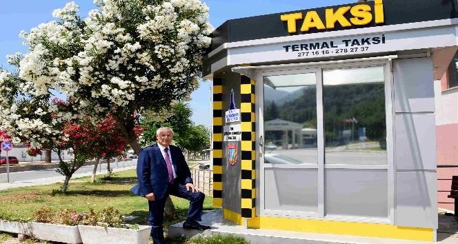 İzmir’in yeni taksi duraklarına tam not