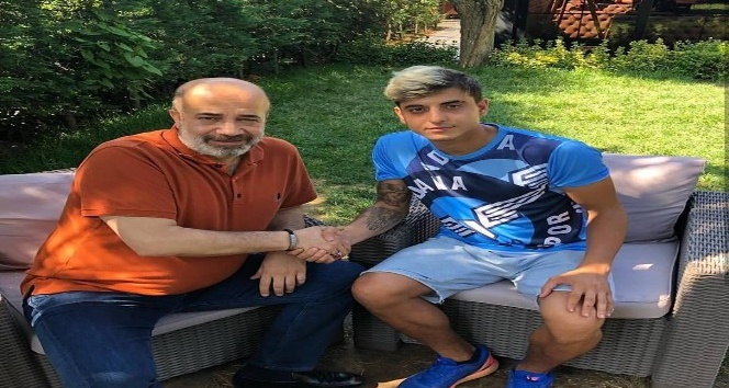 Evkur Yeni Malatyaspor, Berk Yıldız’ı Adana Demirspor’a kiraladı