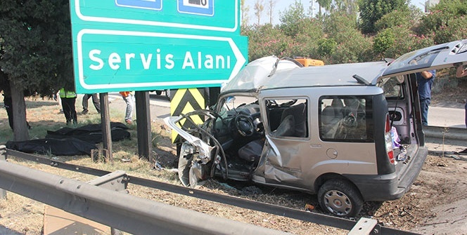 Feci kaza! Ölüler ve çok sayıda yaralı var