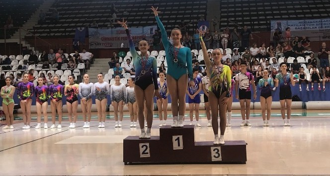 Manisa Büyükşehir’in Cimnastik Takımı Türkiye şampiyonu oldu