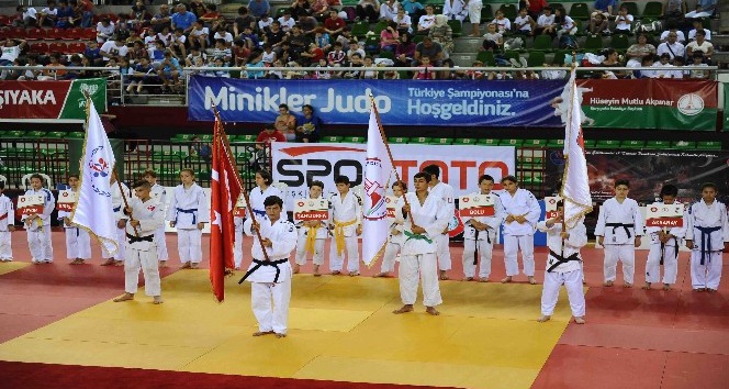 Karşıyaka’da Judo Şampiyonasına unutulmaz final