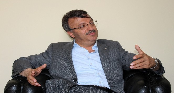 Başkan Türkmenoğlu: “Yerel seçimlerde hedefimiz Vanlının gönlüne girmek”