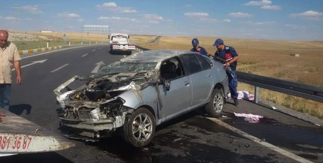 Ankara'da trafik kazası: 2 ölü, 7 yaralı