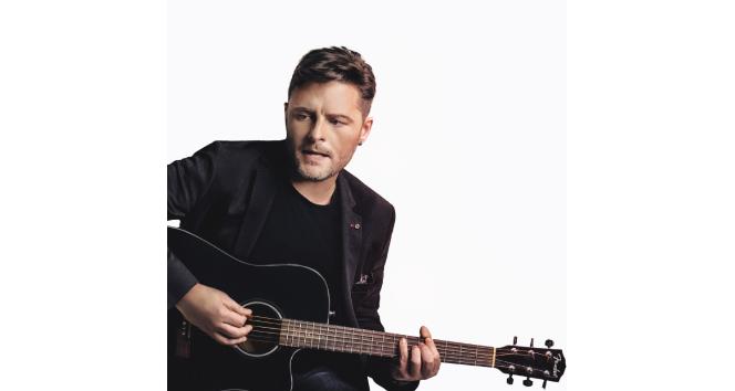 Bahçe konserleri Tuna Kiremitçi ve Özge Fışkın ile sürüyor