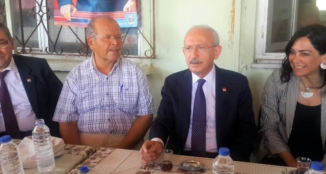 Kılıçdaroğlu’ndan 47 yıllık arkadaşına sürpriz ziyaret