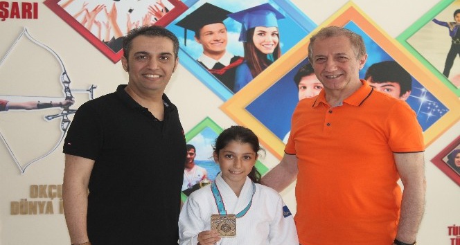 İhlas Koleji Öğrencisinden Judoda Türkiye Şampiyonluğu