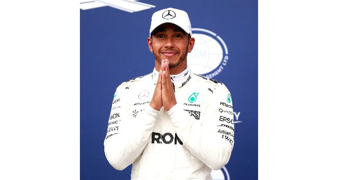 Mercedes, Lewis Hamilton ile nikah tazeledi