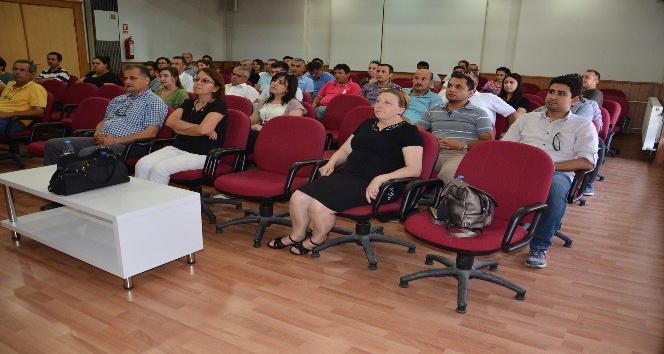 Aydın’da Akdeniz meyve sineği eğitim toplantısı yapıldı