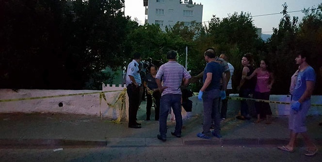 Pompalı tüfeklerle dehşet saçtı! Çok sayıda ölü ve yaralı var