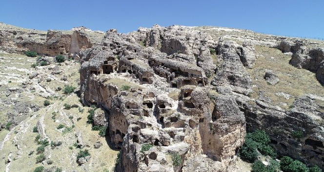Bin yıllardır süren ihtişam: Hasuni Mağaraları