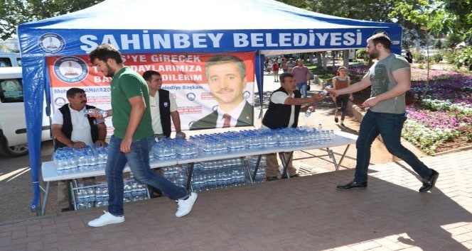 Şahinbey Belediyesi vatandaşları KPSS’de yalnız bırakmadı