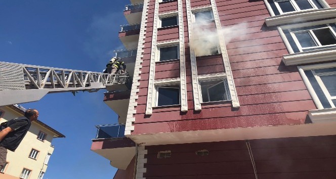 Kahramanmaraş’ta otelde yangın paniği