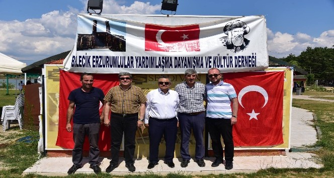 Başkan Can, Erzurumlu vatandaşların sevincine ortak oldu