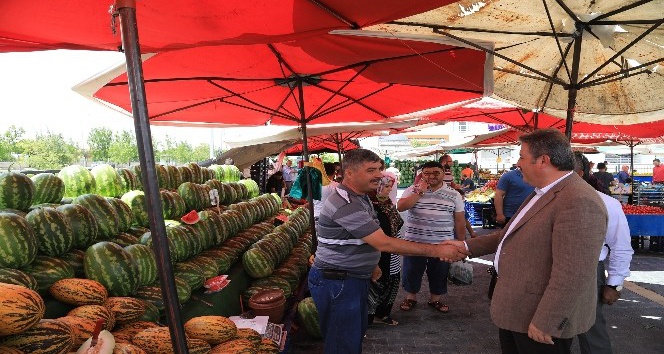 Başkan Palancıoğlu, pazar esnafıyla buluştu