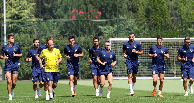 Fenerbahçe’de 1 günlük iznin ardından hazırlıklar sürüyor