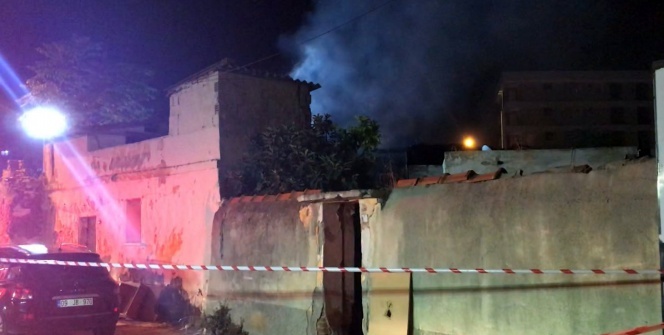 İzmir’de meydana gelen patlama mahalleliyi sokağa döktü