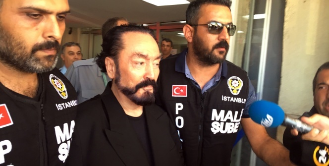 Adnan Oktar'ın ilk ziyaretçileri geldi!