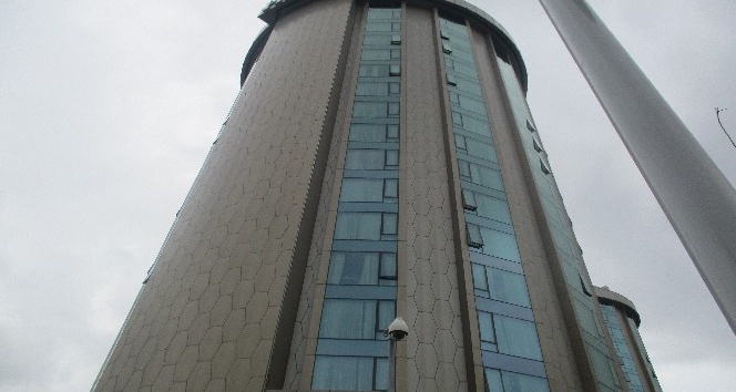 Kadıköy’de lüks otelde intihar