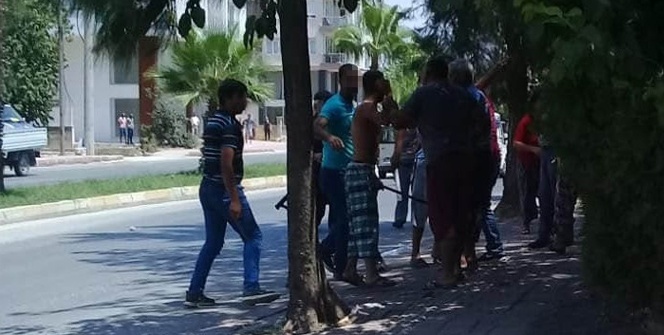 Antalya'da taşlı, sopalı, silahlı mahalle kavgası