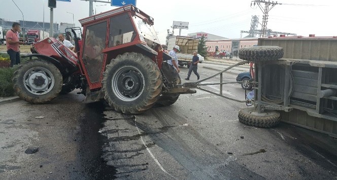 Amasya’da tır ile traktör çarpıştı: 2 yaralı