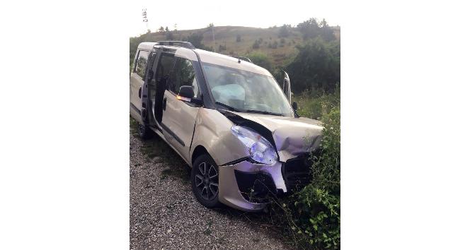 Kastamonu’da iki otomobil çarpıştı: 8 yaralı