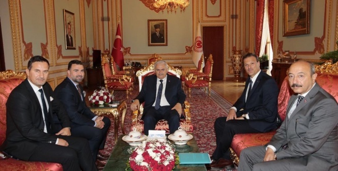 Profesyonel Futbolcular Derneği Yönetiminden, Erdoğan ve Yıldırım'a ziyaret