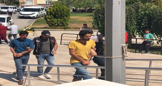 İran uyruklu şahsın midesindeki kapsülün içerisinden uyuşturucu çıktı