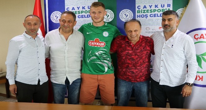 Çaykur Rizespor, Jakup Brabec ile imza attı