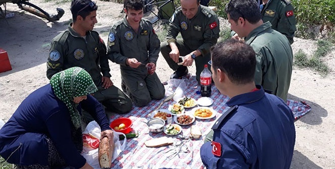Görünce hemen oraya gittiler! Duygulandıran görüntü