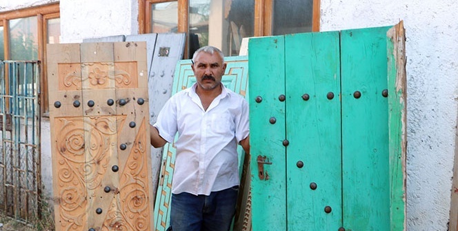 100 liraya alıyor, 5 bin liraya satıyor