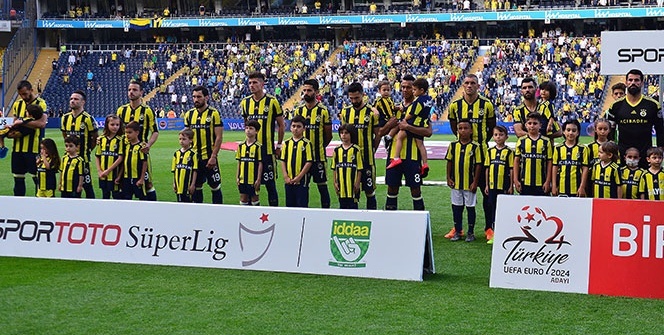 Fenerbahçe'nin yıldızından flaş transfer paylaşımı!