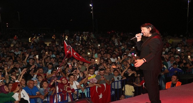 Beyşehir Göl Festivali Ahmet Şafak konseri ile sona erdi