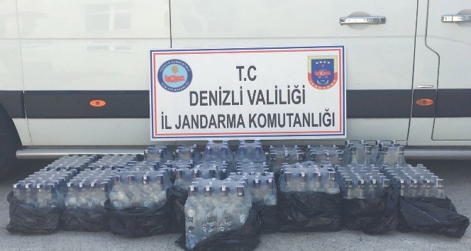 Jandarma 217 şişe kaçak alkol ele geçirdi
