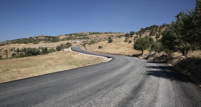 Şırnak’ta yol asfaltlama çalışması devam ediyor