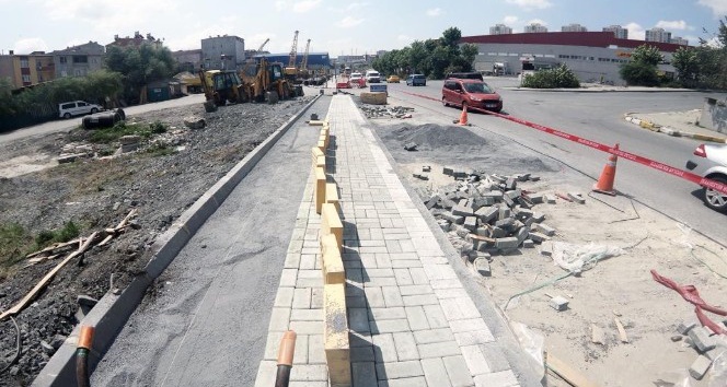 Avcılar’da yol, bakım ve onarım çalışmaları devam ediyor