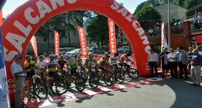 8’nci Uluslararası Yenice Kupası  Dağ Bisiklet yarışları start aldı