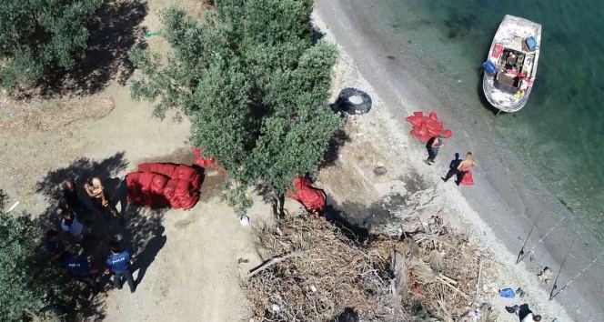 Bursa’da kaçak midyeciler Drone ile yakalandı