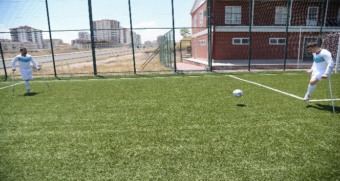 Pursaklar Belediyesi Ampute Futbol Takımı kuruldu