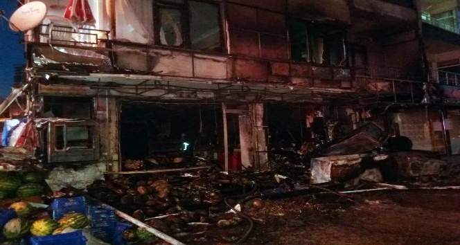 Kastamonu’da bir markette yangın çıktı