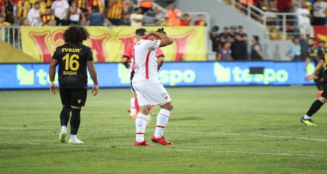 Spor Toto Süper Lig: Göztepe: 1 - Yeni Malatyaspor: 3 (Maç sonucu)